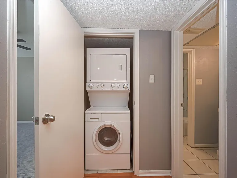 2120 El Paseo St #2108 — Photo 11