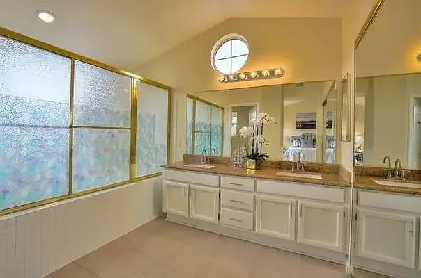 34449 Calgary Ter — Photo 1