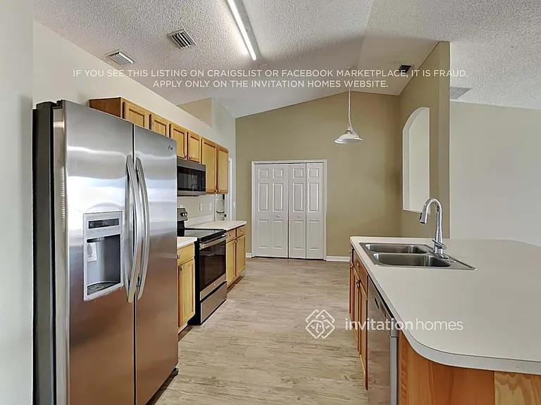 1712 Laramie Cir — Photo 8
