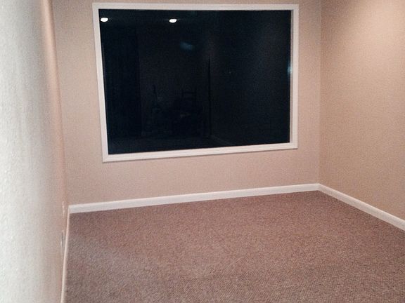 5th image of 1609 Sylvia Ln
