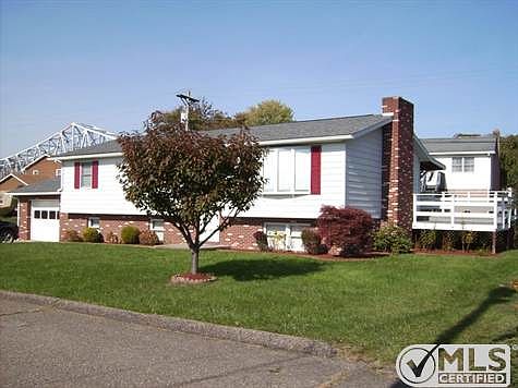 2nd image of 229 Lang Dr