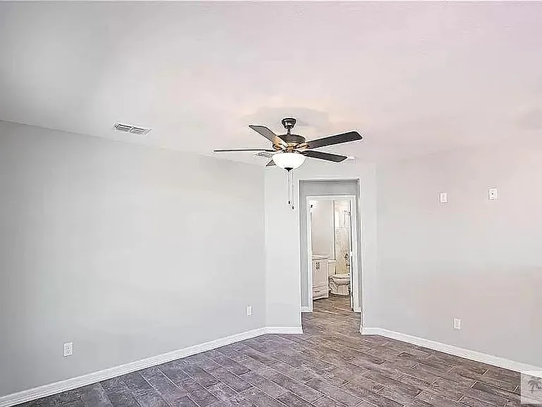 2219 Northridge Ave — Photo 15