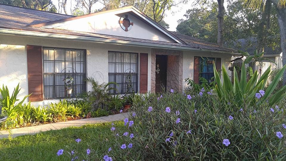 1st image of 936 Northbrook Dr