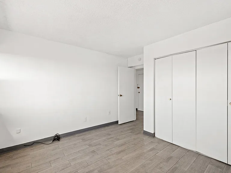 Penn Towers Apartments — Photo 7