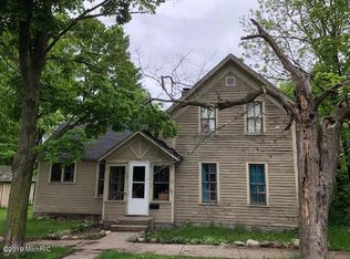 222 S Park St, Reed City, MI 49677