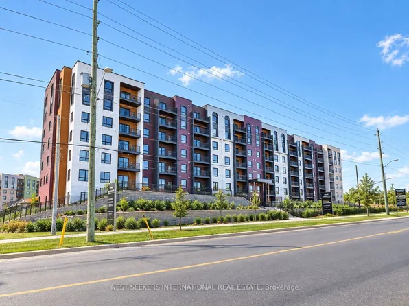 4 Spice Way, Barrie, ON