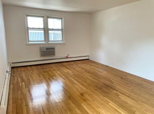 137-03 Mulberry Ave #1, Flushing, NY 11355