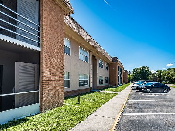2nd image of 22302 Vick St APT 212