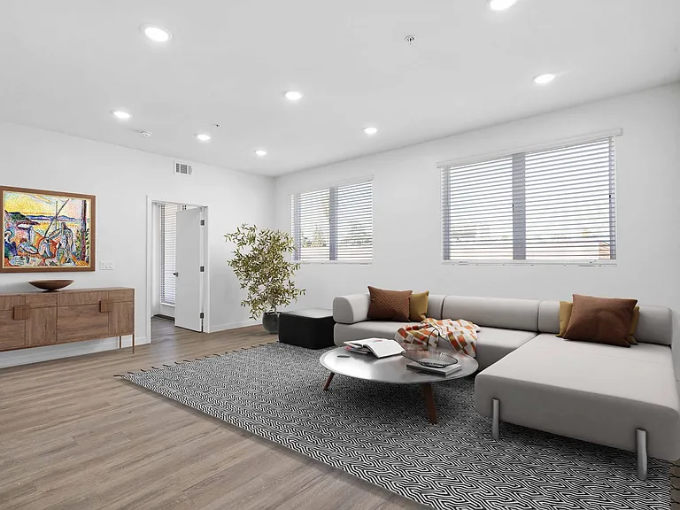 14541 Gilmore St Apartments — Photo 14