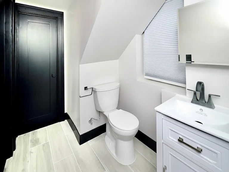 4 Grand St #1 — Photo 15