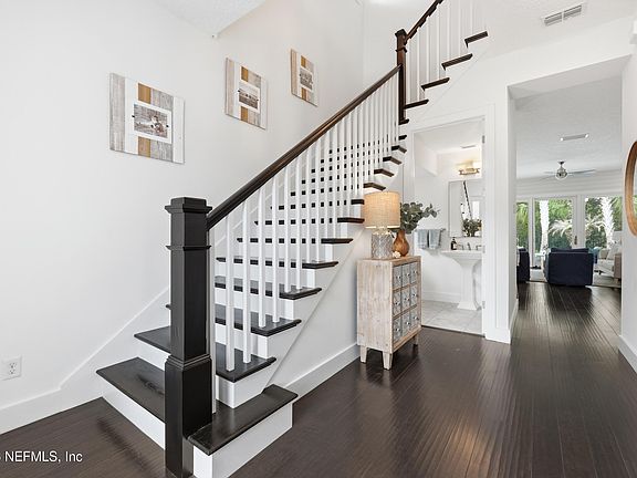 4th image of 3162 ISABELLA Boulevard
