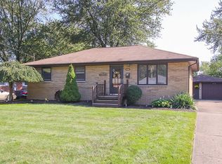 454 High St, Elyria, OH 44035