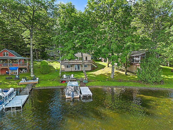 2nd image of 72 Cedar Village Place