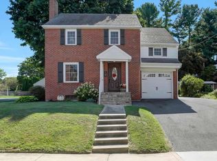 219 N Grant St, Waynesboro, PA 17268