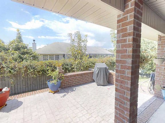 2nd image of 1760 Bay Pine Cir