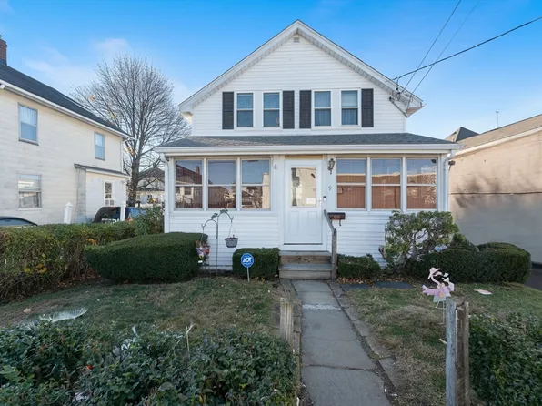 9 Johnson Rd, Weymouth, MA 02191