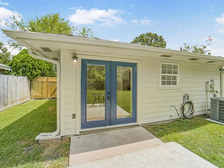 18147 Dinner Creek Dr — Photo 32