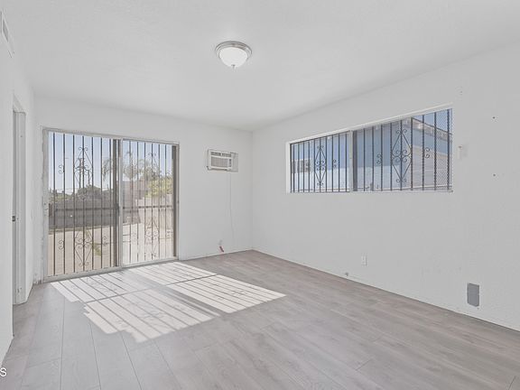 4th image of 4572 E 5th St