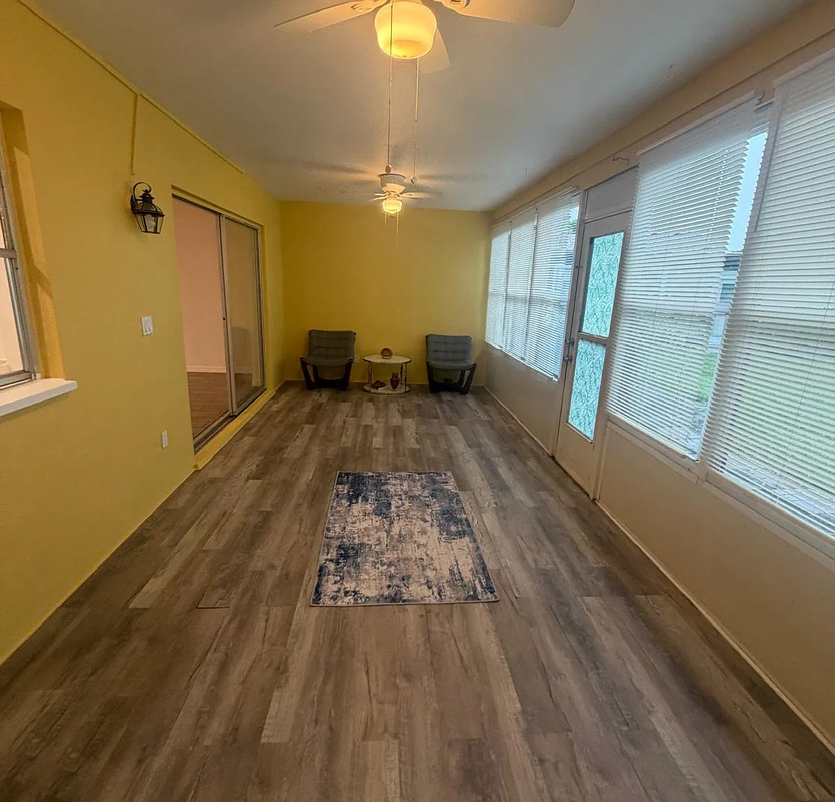 2 bed, 1470 sqft, $2,300 — Photo 1