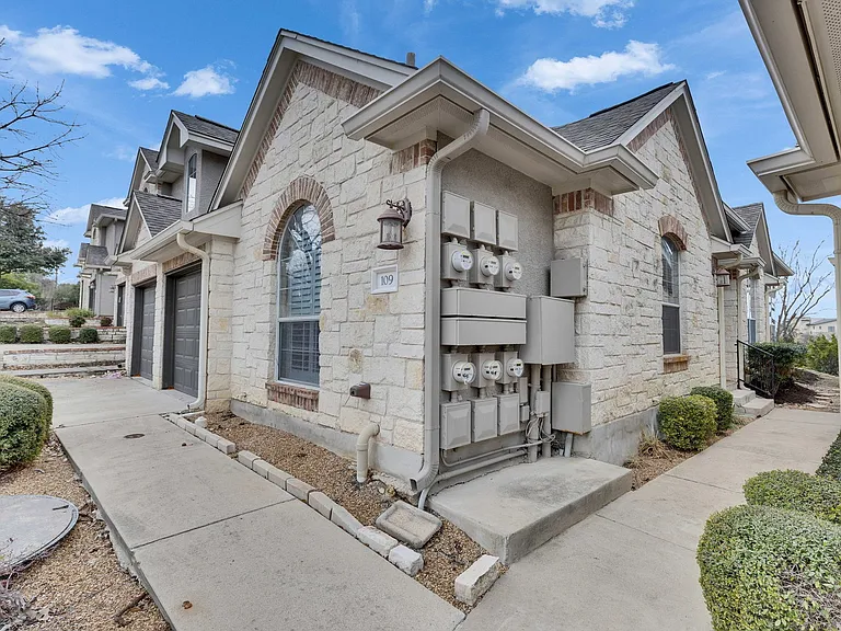 109 Aria Rdg #905 — Photo 35