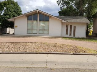 26 Macgregor Rd, Pueblo, CO 81001