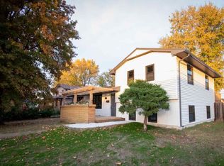 100 N Dexter Ave, Valley Center, KS 67147