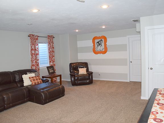 4th image of 3558 E Hyrum Dr