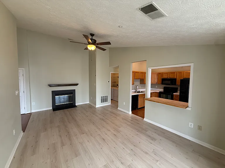 1603 Berry Rose Ct #M — Photo 5