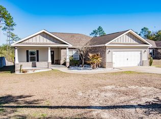5567 Galaxy Dr, Crestview, FL 32539