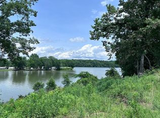 561 Crawfish Ln, Ragland, AL 35131