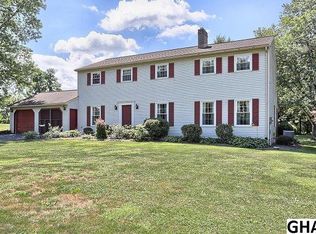 108 Stonehouse Rd, Carlisle, PA 17015