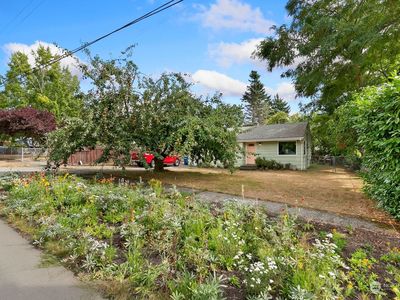845 SW 125th Street, Seattle, WA, 98146