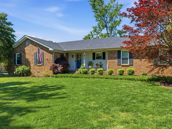835 S Broadway St, Portland, TN 37148