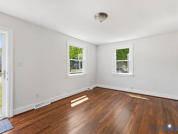5th image of 5514 Willis Ln