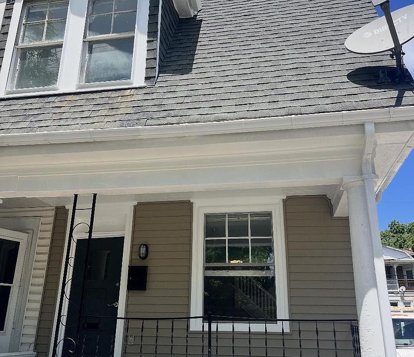 2nd image of 2334 Luce St