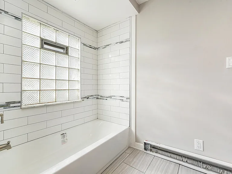 1811 Harcum Way — Photo 14