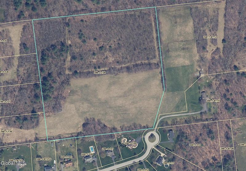 4th image of 17 Kelly Meadow Road
