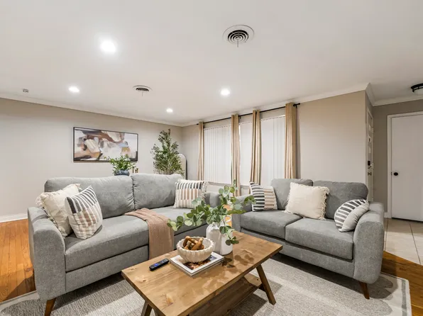 17756 67th Ave, Tinley Park, IL 60477