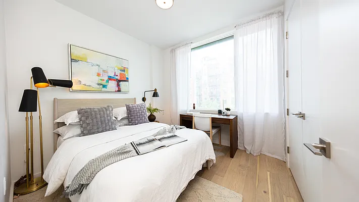 Rented by Nooklyn NYC LLC | media 13