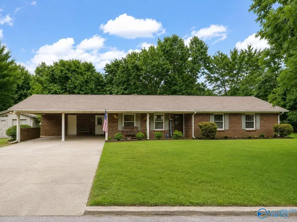 240 Dee Ann Rd, Trinity, AL 35673