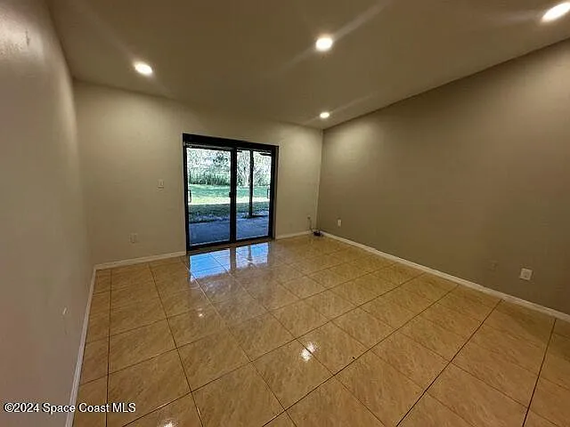 1575 Bunker Hill Ct — Photo 6
