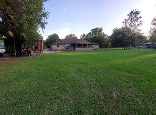 8540 Creek Rd, Orange, TX 77630