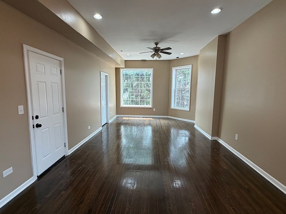 2nd image of 4420 W Wilcox St