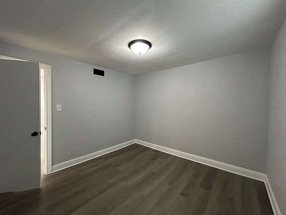 2nd image of 3045 N Kedzie Ave #2