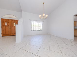 11045 E Escalante Rd, Tucson, AZ 85730