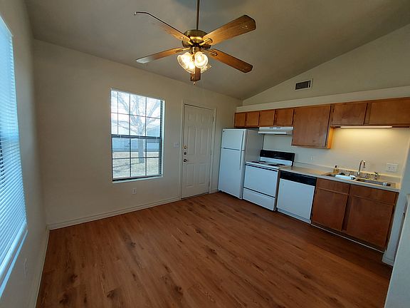 2nd image of 1703 Johnson St #A