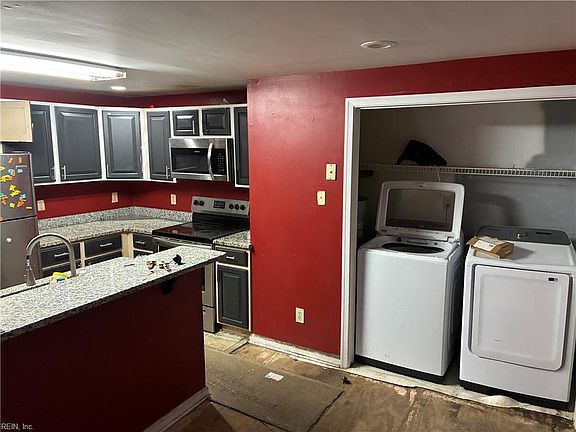 5th image of 3300 Rokeby Ave