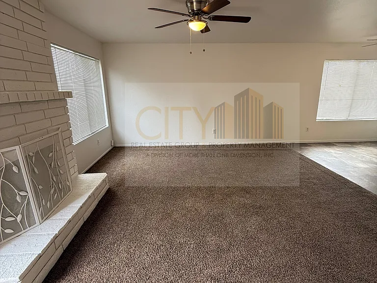 7708 N Laurelglen Blvd #A — Photo 3