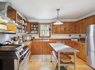 51 Hampton St, Sag Harbor, NY 11963