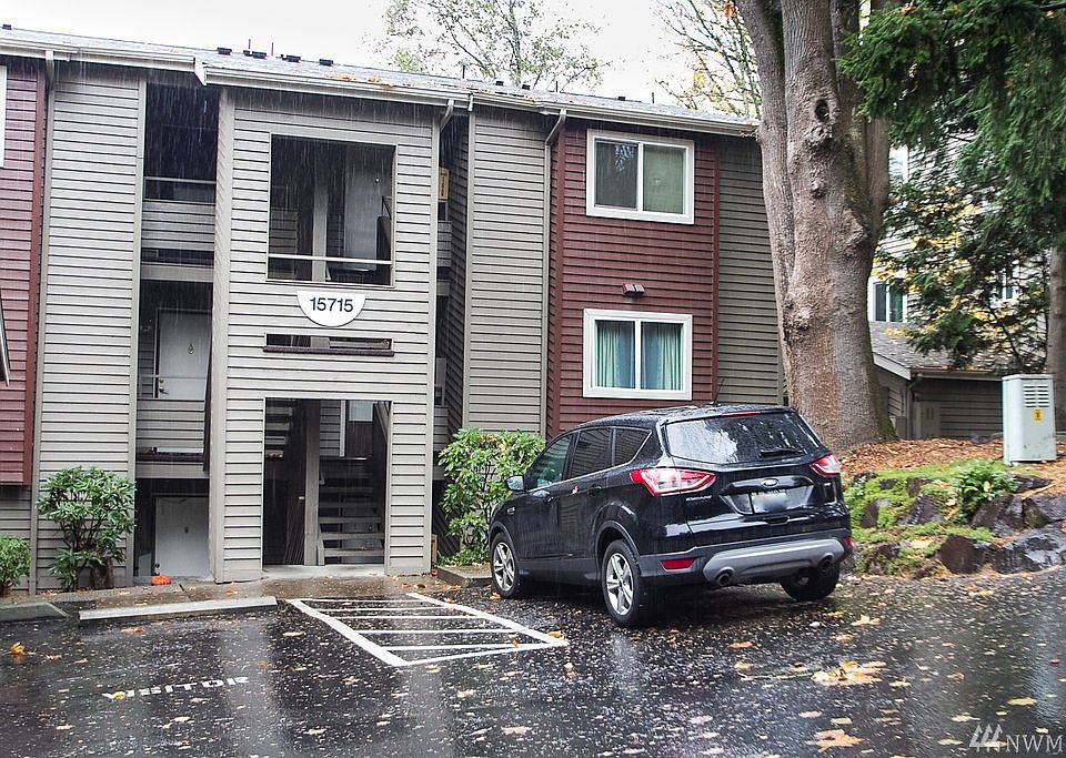 1st image of 15715 4th Ave S APT 25